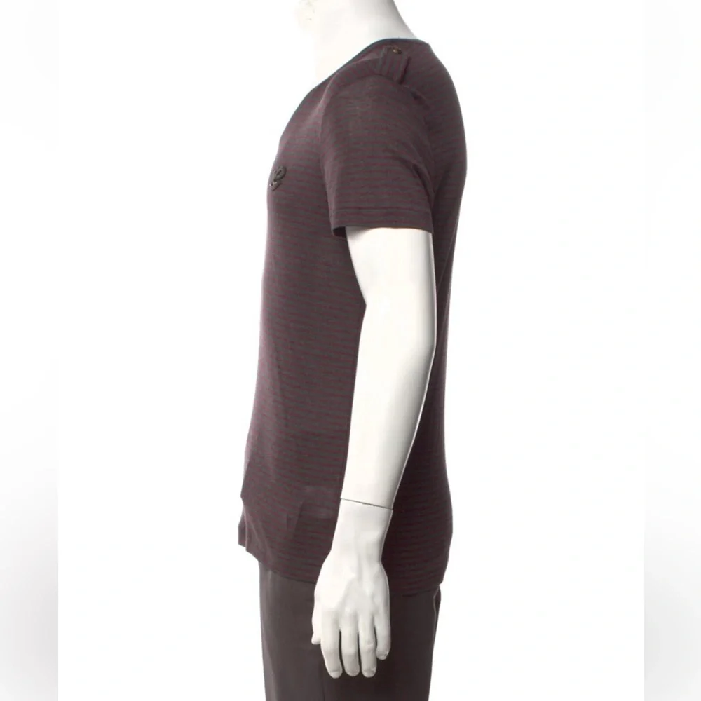 Gucci Striped V-Neck Classic Short Sleeve Shirt
